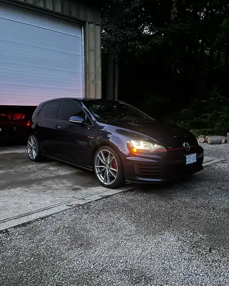 Volkswagen Golf GTI