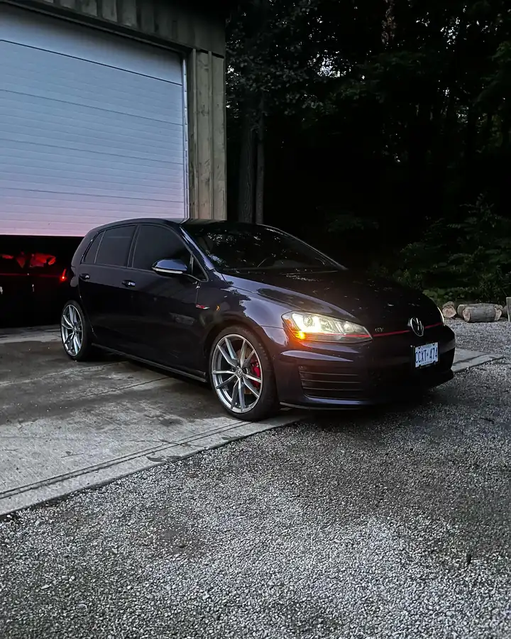 Volkswagen Golf GTI