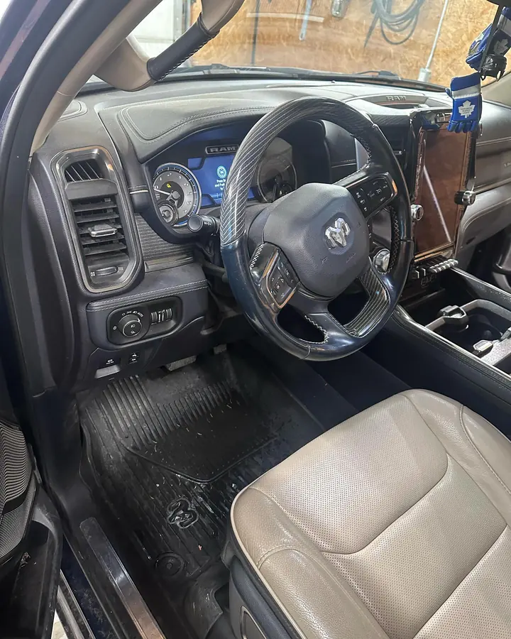 Ram 1500 interior